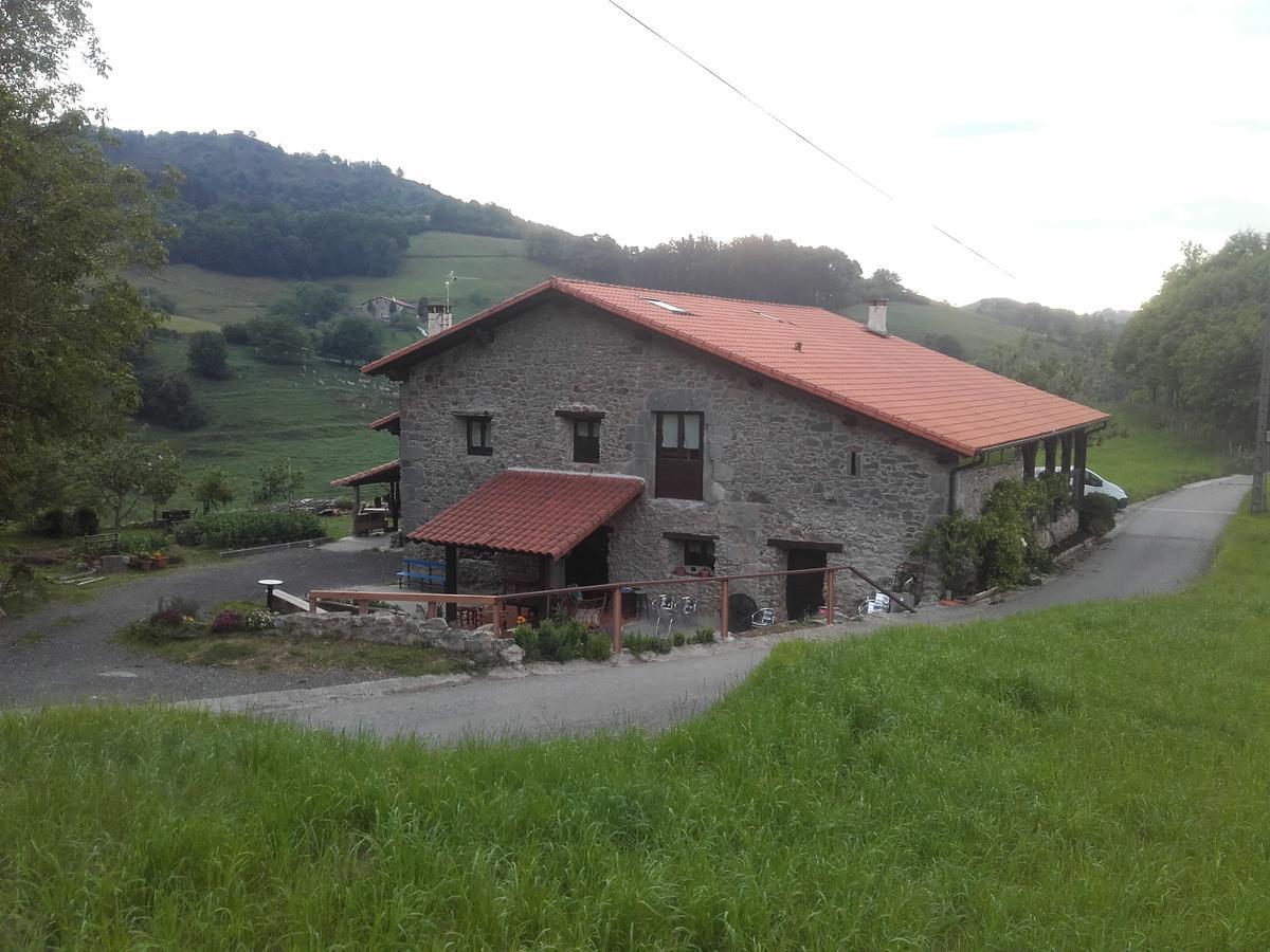 Otardi Hostel Asteasu Kültér fotó